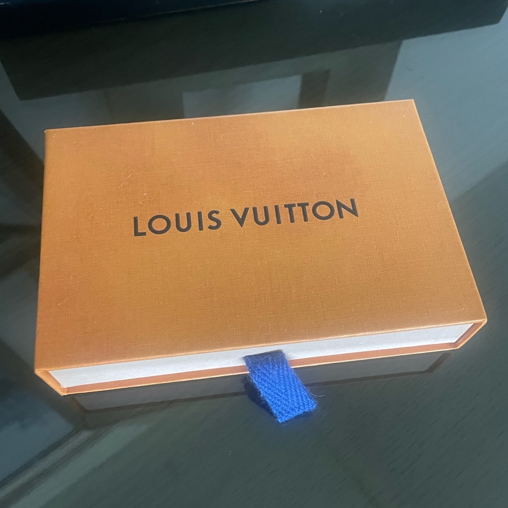 Authentic Louis Vuitton Jewelry Gift Box - Picture 10 of 10